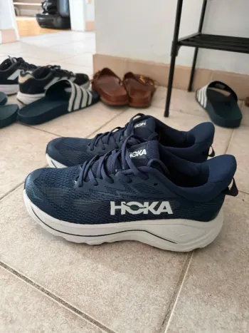 Used Hoka Chaussures bike — image 2 of 7
