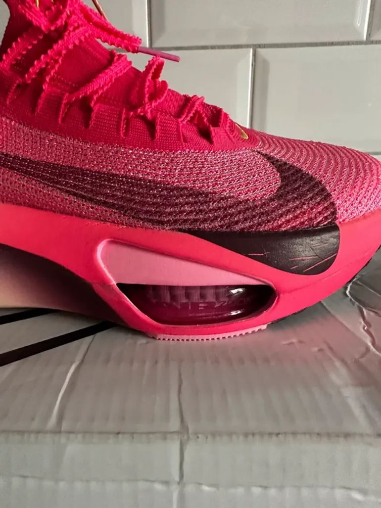 Used Nike Air Zoom Alphafly Next% bike — image 2 of 6
