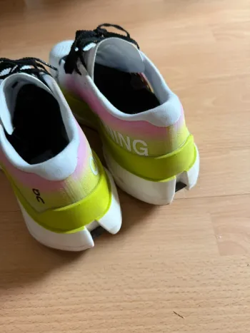 Używany On Running Laufschuhe bike — zdjęcie 5 z 8