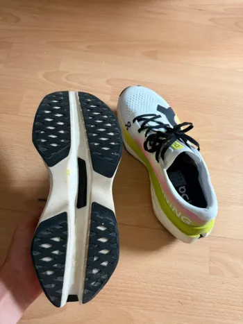 Używany On Running Laufschuhe bike — zdjęcie 7 z 8