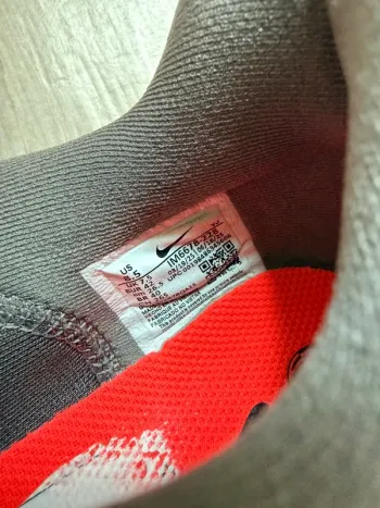 Used Nike Zoom Fly 6 bike — image 4 of 4
