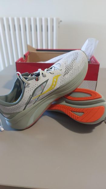 Käytetty Saucony Omni 22 bike — kuva 2 / 5