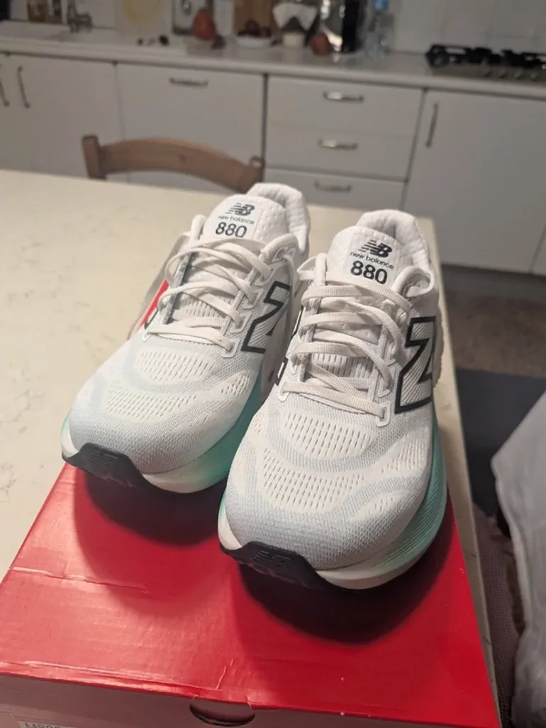 Gebrauchtes New Balance Fresh Foam X 880 v15 bike — Bild 3 von 7