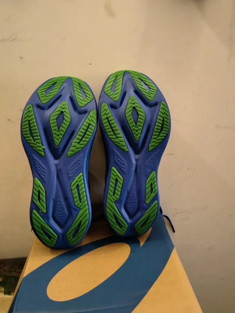 Used Asics Superblast 3 bike — image 8 of 11