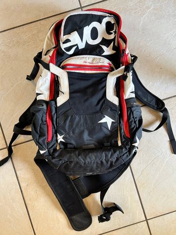 Used EVOC FR Trail unlimited bike