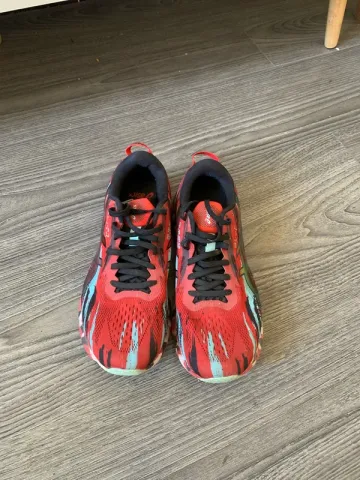 Brugt Asics Chaussures Running Shoes