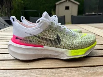 Używany Nike Invincible Run 3 bike — zdjęcie 3 z 7