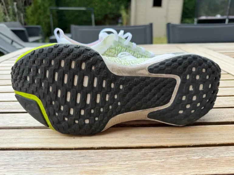 Używany Nike Invincible Run 3 bike — zdjęcie 5 z 7