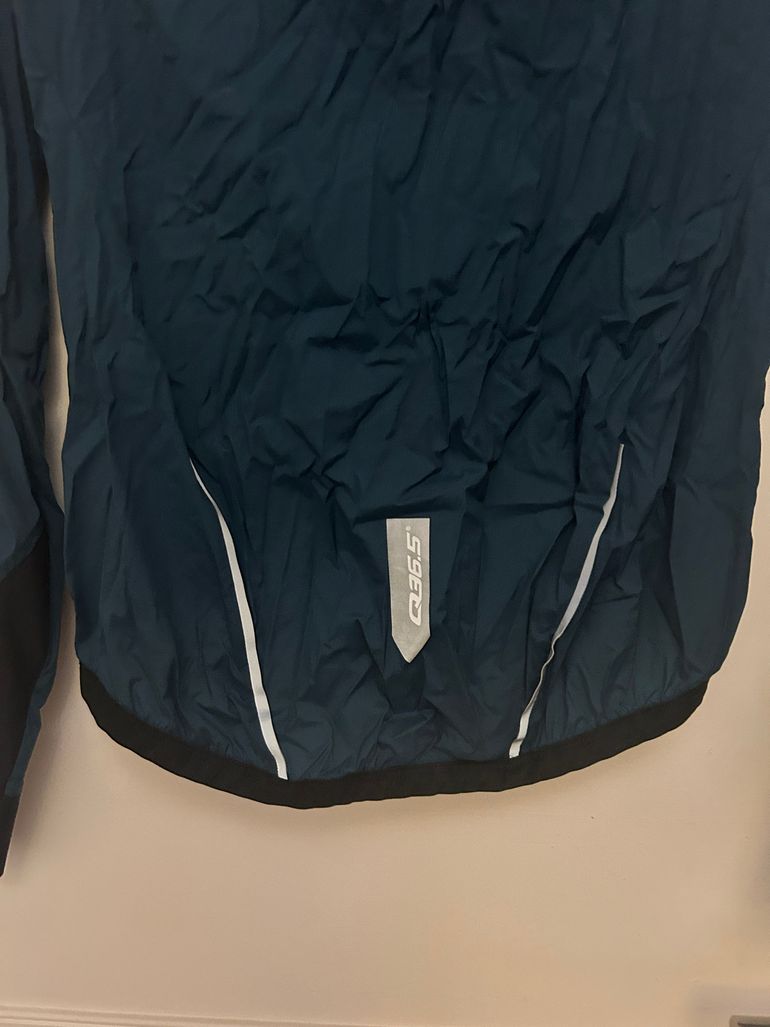 Brugt Q36.5 Coupe-Vent air veste 2025 bike — billede 6 af 8