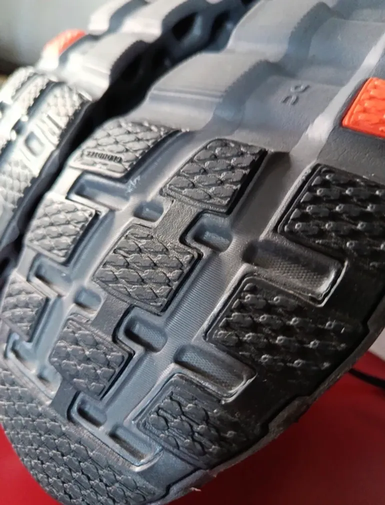 Used On Running Cloudstratus 3 bike — image 5 of 7