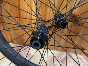 Used wind Carbon Wheels 45mm bike — image 2 of 5