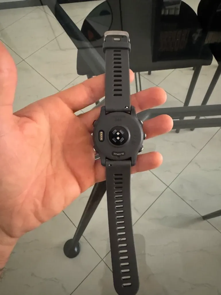Used Garmin Forerunner 255 bike — image 4 of 10