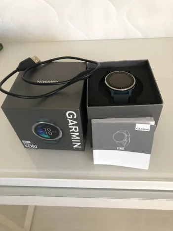 Used Garmin Venu bike — image 2 of 4