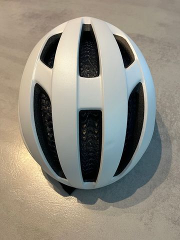 Used Trek Starvos WaveCel Helmet bike — image 3 of 6
