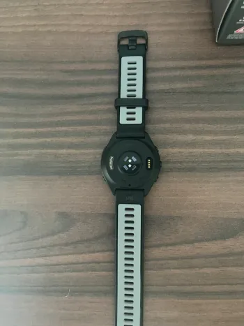 Used Garmin Forerunner 965 bike