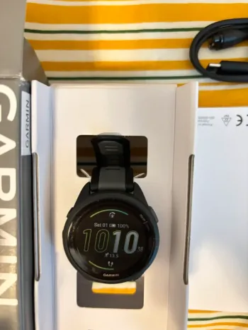 Used Garmin Forerunner 165 bike — image 5 of 6