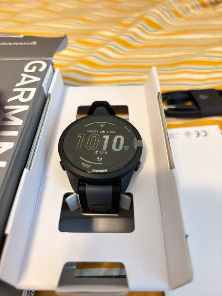 Used Garmin Forerunner 165 bike — image 4 of 6