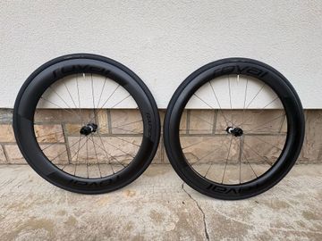 Used Roval Rapide CLII Wheels 2024 bike — image 1 of 6