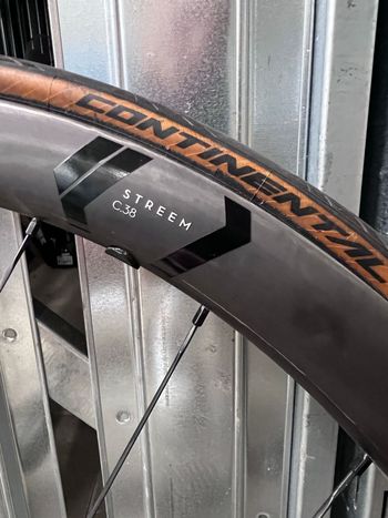 Brugt Newmen Streem C.38 Wheel 2025 bike — billede 4 af 5