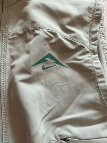 Nike Trail Weste bike d'occasion — image 2 sur 3
