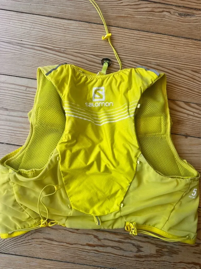 Salomon Gilet 5L bike d'occasion — image 2 sur 3
