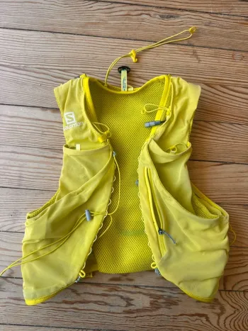 Used Salomon Gilet 5L bike