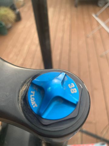 Used Fox 38 Elite 2021 bike — image 4 of 7