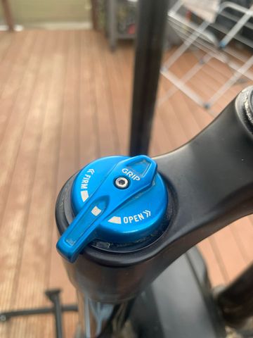 Used Fox 38 Elite 2021 bike — image 3 of 7