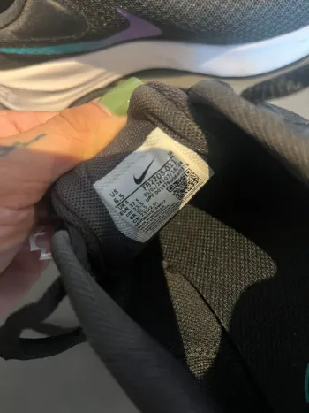 Used Nike Baskets de sport bike — image 3 of 4