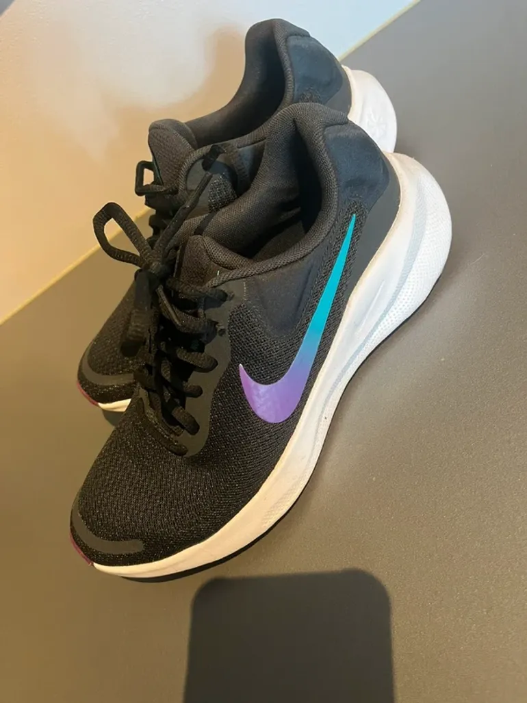 Used Nike Baskets de sport bike — image 4 of 4