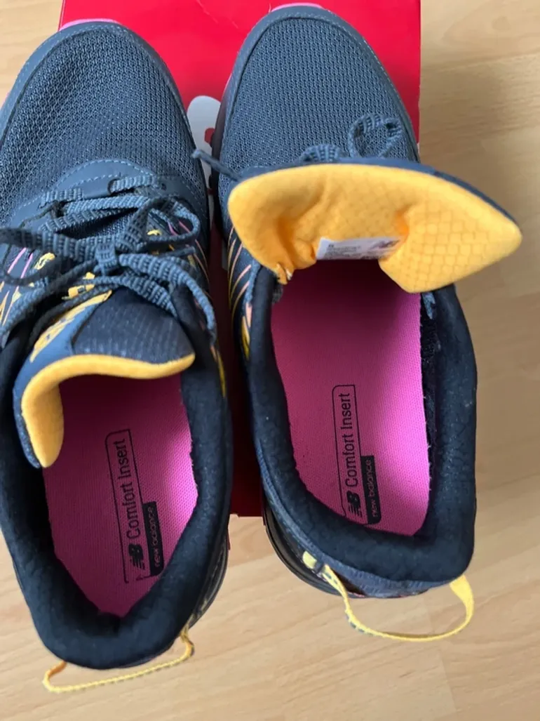 New Balance Basket Femme bike d'occasion — image 6 sur 6