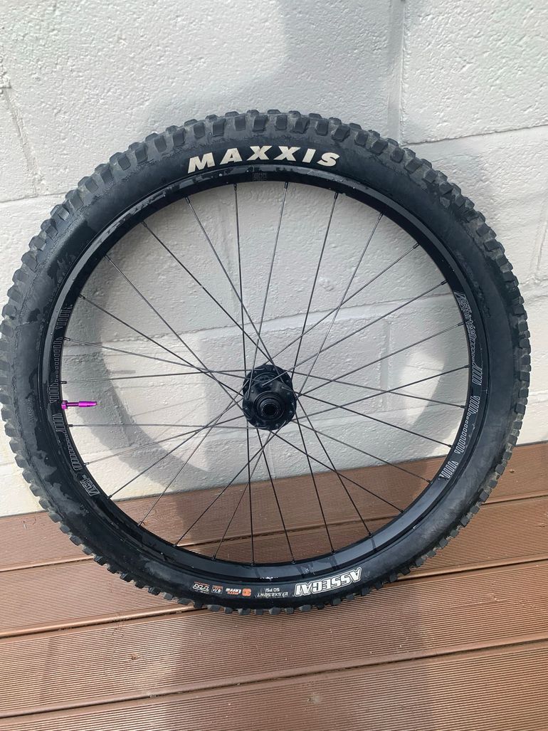 Used E*Thirteen Wheel set 2021 bike — image 5 of 12
