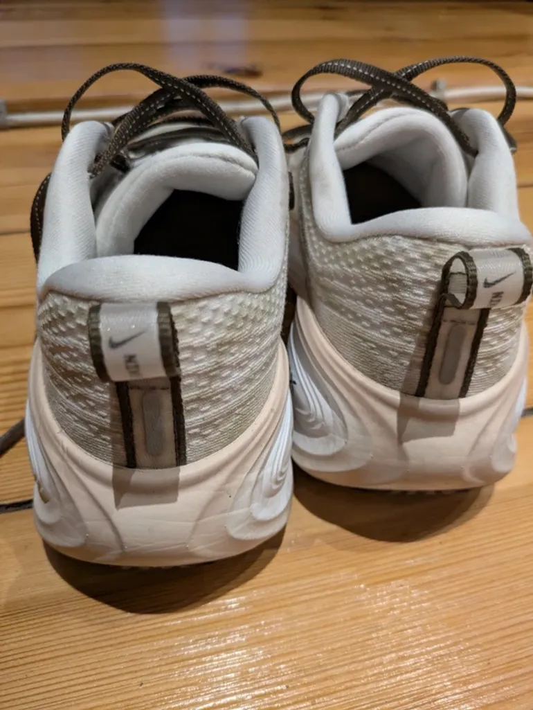 Used Nike Vomero Plus bike — image 2 of 2