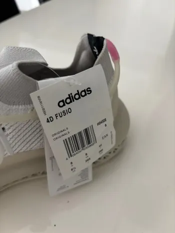 Used Adidas 4D Fusio bike — image 2 of 4