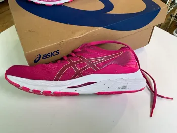 Gebrauchtes Clean Gel-Kayano 28 bike — Bild 2 von 7