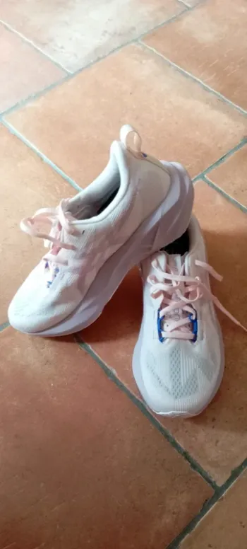Použité Asics Novablast 5 bike