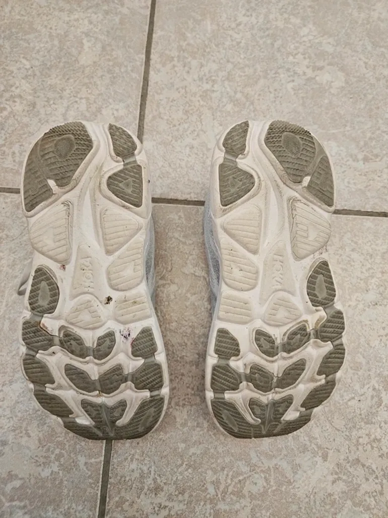 Used Hoka Clifton 19 bike — image 4 of 4