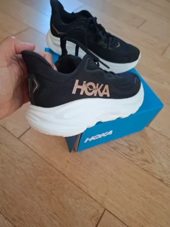 Hoka Clifton 10 bike d'occasion — image 4 sur 7