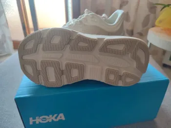 Used Hoka Bondi 9 bike — image 3 of 5