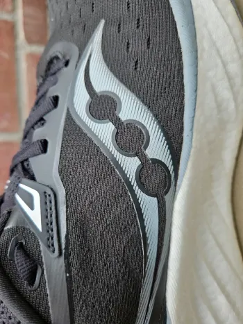 Saucony Triumph 22 bike de segunda mano — imagen 7 de 14