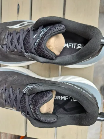 Saucony Triumph 22 bike de segunda mano — imagen 5 de 14