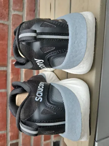 Saucony Triumph 22 bike de segunda mano — imagen 9 de 14