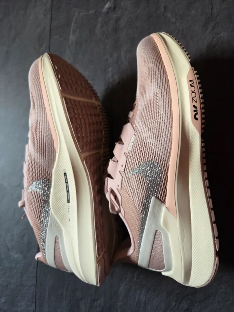 Gebrauchtes Nike Sportschuhe Sneakers Gr 37.5 bike — Bild 2 von 5