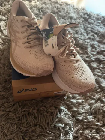 Used Asics Gel Kayano 29 bike