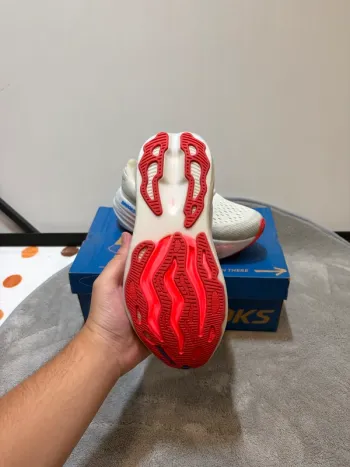 Brooks Glycerin Max bike d'occasion — image 4 sur 9