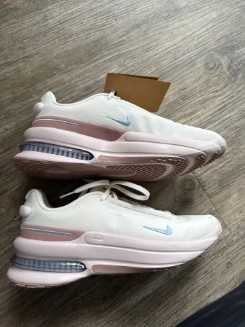 Gebrauchtes Nike Air Zoom bike