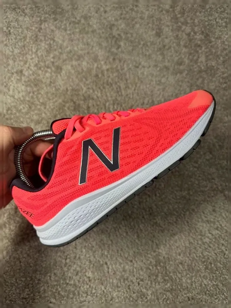 Used New Balance Wazee bike — image 5 of 10