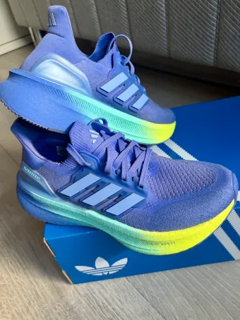 Gebrauchtes Adidas UltraBoost 5W bike — Bild 2 von 10