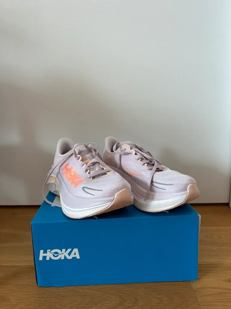 Used Hoka Skyward X2 bike — image 2 of 4