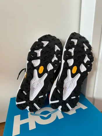 Hoka Speedgoat 7 bike d'occasion — image 4 sur 4